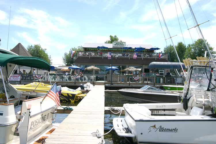 Abe's Waterfront Boat House Bar & Grill